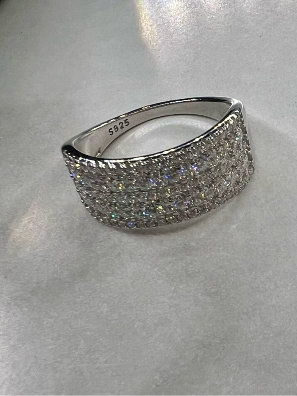 Elegant Women’s Ring 925 stamped lifetime warranty with GRA rating